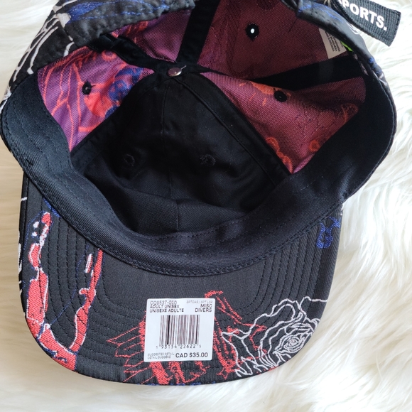 Nike Sportswear Heritage86 Doodles Graphic Strapback Cap - Picture 9 of 11